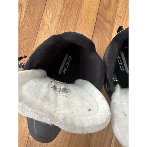 CCM Super Tacks 9370 Youth Hockey Skates Size 13 - Picture 3 of 10